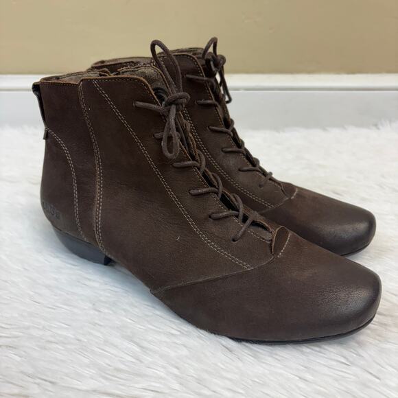 Taos Impulse Oiled Leather Brown Lace Up Ankle Boots Size 9 - Picture 1 of 6